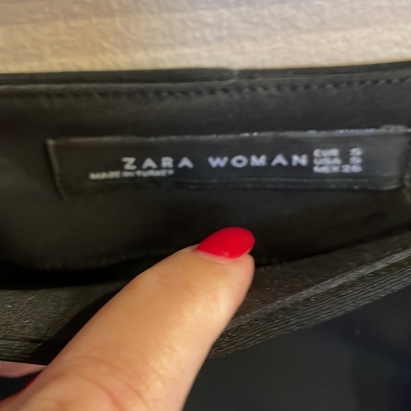 ZARA open slit ruffle front midi pencil skirt side zipper black NWOT size Small - Picture 4 of 11